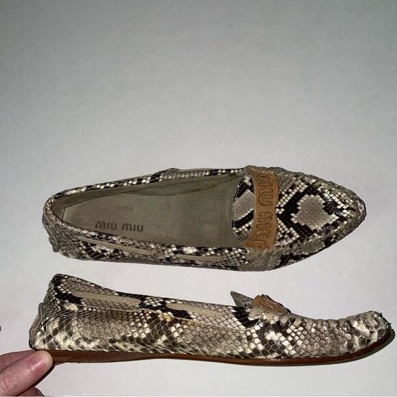 Miu Miu Prada Size 5 Python Flats Snakeskin Slip On Moccasin Pointed Toe Loafers - Picture 12 of 12